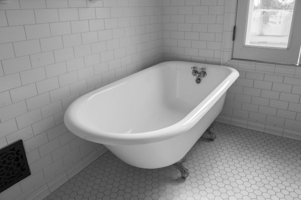 Cost of Cast Iron Tub Installation in Lenoir City